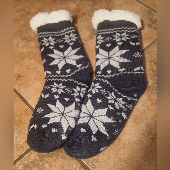 Lemzone Women's Slippers Socks - Picture 4 of 5